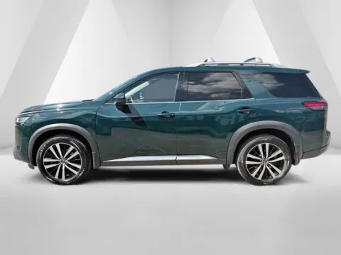 More photos of 2023 Nissan Pathfinder Platinum at Pure Country Automotive, KY