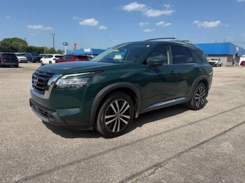 Another view of 2023 Nissan Pathfinder Platinum for sale in Grayson, KY at Pure Country Automotive