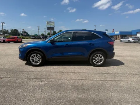 More photos of 2022 Ford Escape SE at Pure Country Automotive, KY
