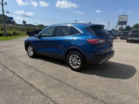 More photos of 2022 Ford Escape SE at Pure Country Automotive, KY