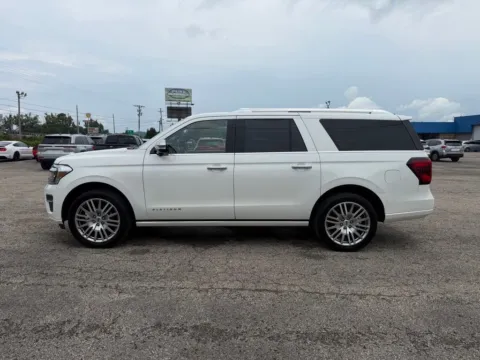 More photos of 2023 Ford Expedition Max Platinum at Pure Country Automotive, KY
