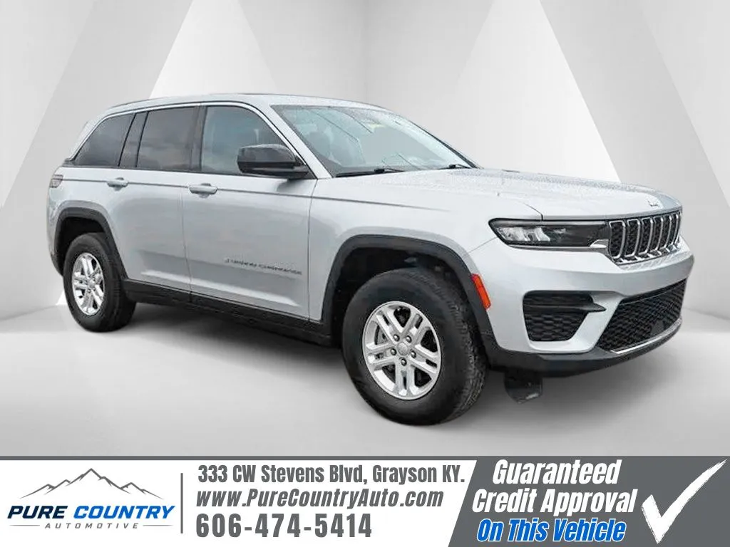 Silver 2022 Jeep Grand Cherokee Laredo for sale in Grayson, KY