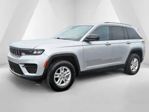 Another view of 2022 Jeep Grand Cherokee Laredo for sale in Grayson, KY at Pure Country Automotive
