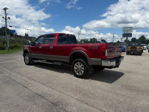 More photos of 2019 Ford F-350SD Lariat at Pure Country Automotive, KY