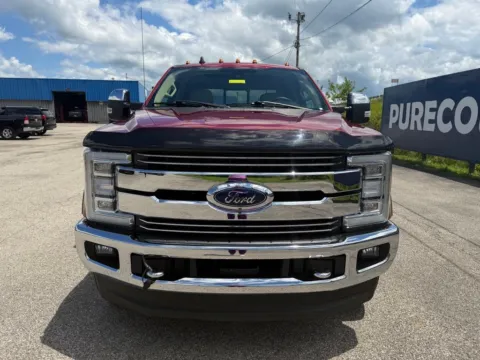 Photos of 2019 Ford F-350SD Lariat for sale in Grayson, KY at Pure Country Automotive