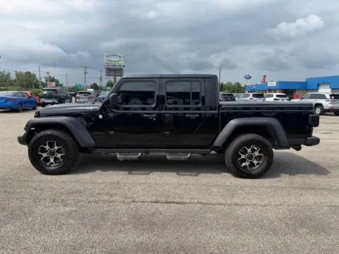 More photos of 2021 Jeep Gladiator Sport at Pure Country Automotive, KY