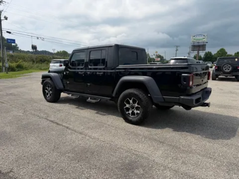 More photos of 2021 Jeep Gladiator Sport at Pure Country Automotive, KY