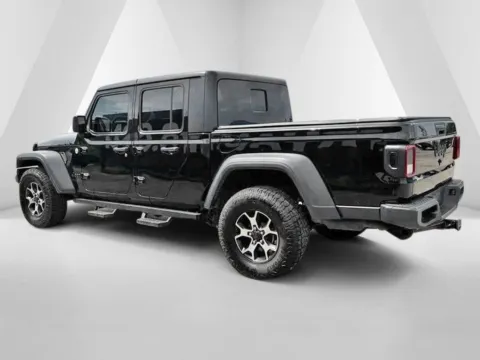 More photos of 2021 Jeep Gladiator Sport at Pure Country Automotive, KY