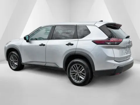 More photos of 2024 Nissan Rogue S at Pure Country Automotive, KY