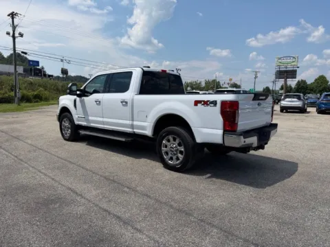 More photos of 2021 Ford F-250SD Lariat at Pure Country Automotive, KY
