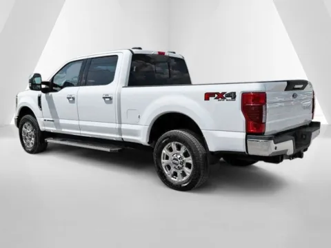 More photos of 2021 Ford F-250SD Lariat at Pure Country Automotive, KY