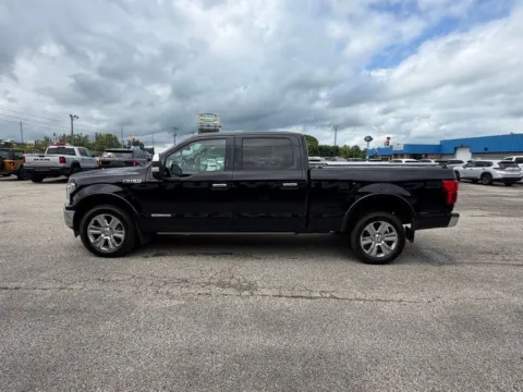 More photos of 2018 Ford F-150 Lariat at Pure Country Automotive, KY