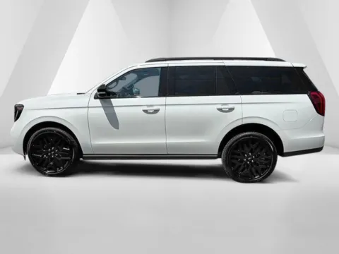 More photos of 2027 Ford Expedition Platinum at Pure Country Automotive, KY