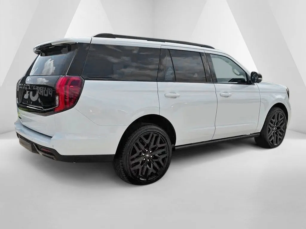 2027 Ford Expedition Platinum - Photo 8