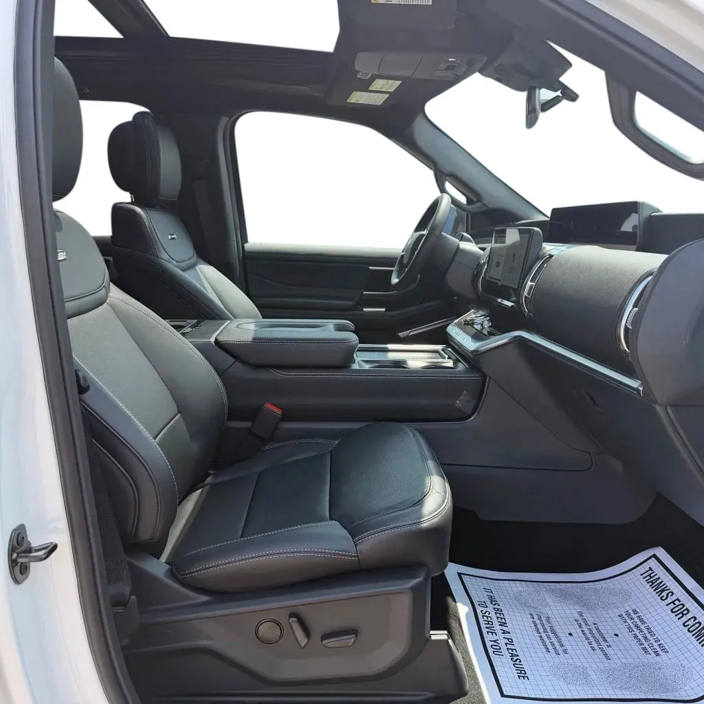 2027 Ford Expedition Platinum - Photo 26