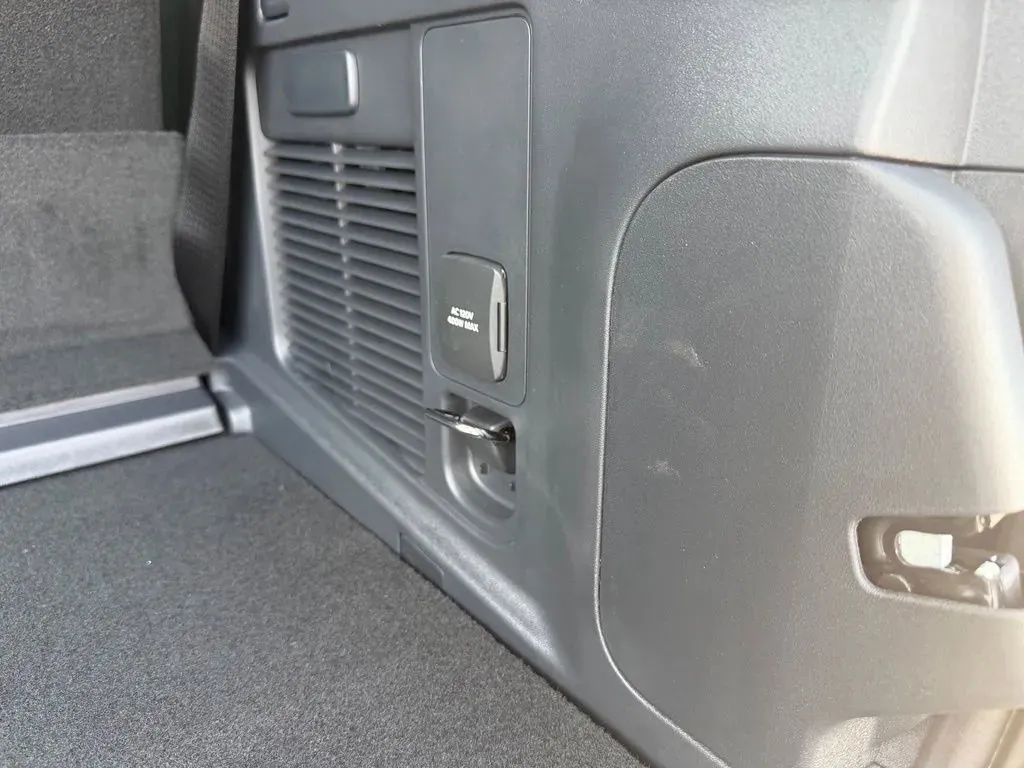 2027 Ford Expedition Platinum - Photo 37