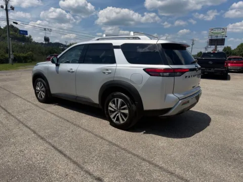 More photos of 2025 Nissan Pathfinder SL at Pure Country Automotive, KY