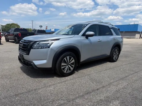 Another view of 2025 Nissan Pathfinder SL for sale in Grayson, KY at Pure Country Automotive
