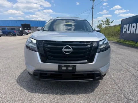 Photos of 2025 Nissan Pathfinder SL for sale in Grayson, KY at Pure Country Automotive