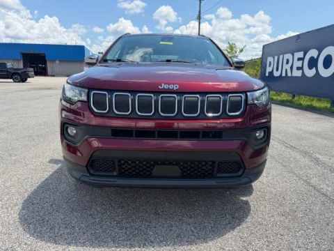 Photos of 2022 Jeep Compass Latitude Lux for sale in Grayson, KY at Pure Country Automotive