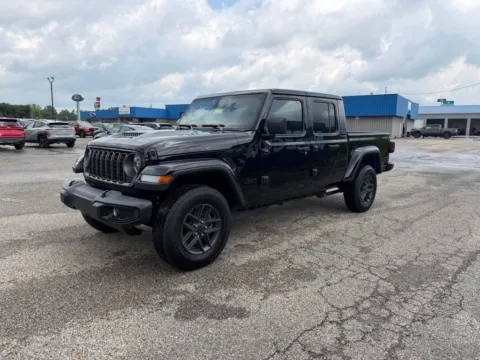 Another view of 2026 Jeep Gladiator Sport S for sale in Grayson, KY at Pure Country Automotive