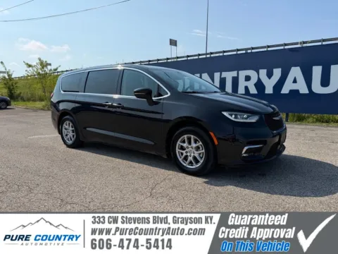 Black 2023 Chrysler Pacifica Touring L for sale in Grayson, KY