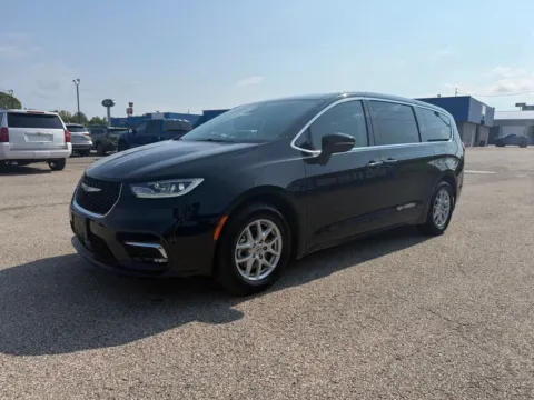 Another view of 2023 Chrysler Pacifica Touring L for sale in Grayson, KY at Pure Country Automotive