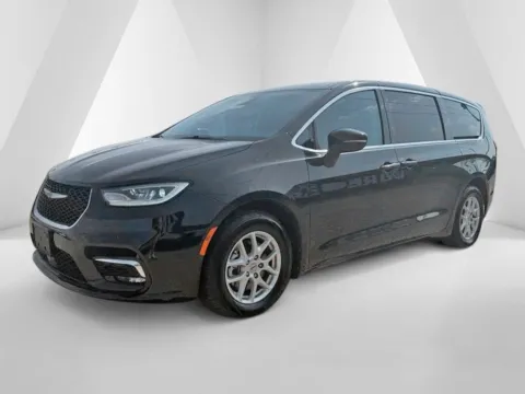 Another view of 2023 Chrysler Pacifica Touring L for sale in Grayson, KY at Pure Country Automotive