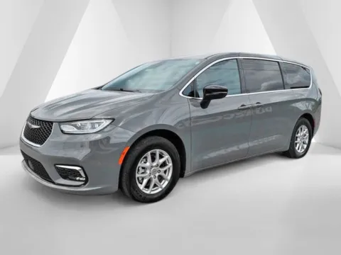 Another view of 2025 Chrysler Pacifica Select for sale in Grayson, KY at Pure Country Automotive