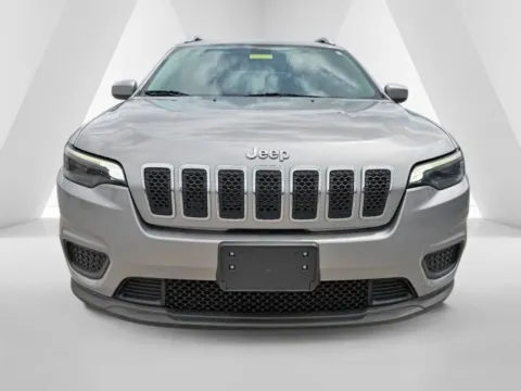 Photos of 2020 Jeep Cherokee Latitude for sale in Grayson, KY at Pure Country Automotive