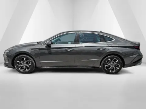 More photos of 2025 Hyundai Sonata SEL at Pure Country Automotive, KY