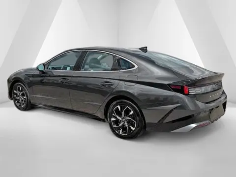 More photos of 2025 Hyundai Sonata SEL at Pure Country Automotive, KY