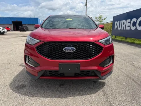 Photos of 2021 Ford Edge for sale in Grayson, KY at Pure Country Automotive