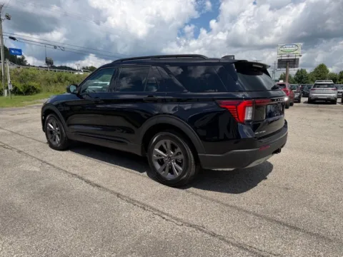 More photos of 2026 Ford Explorer Active at Pure Country Automotive, KY