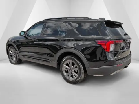 More photos of 2026 Ford Explorer Active at Pure Country Automotive, KY