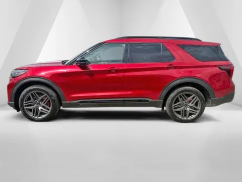 More photos of 2026 Ford Explorer ST-Line at Pure Country Automotive, KY