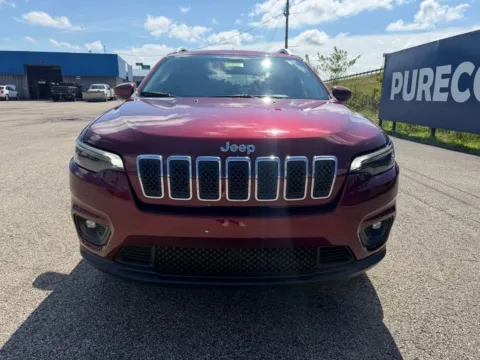 Photos of 2019 Jeep Cherokee Latitude Plus for sale in Grayson, KY at Pure Country Automotive