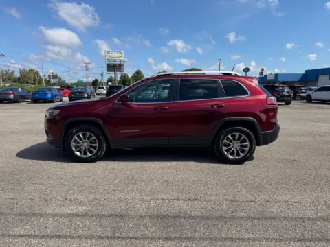More photos of 2019 Jeep Cherokee Latitude Plus at Pure Country Automotive, KY