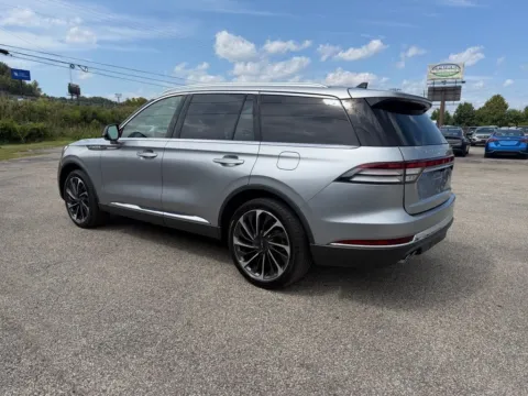More photos of 2021 Lincoln Aviator Reserve at Pure Country Automotive, KY
