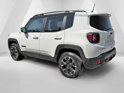 More photos of 2023 Jeep Renegade Trailhawk at Pure Country Automotive, KY