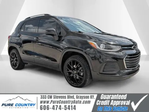 Black 2022 Chevrolet Trax LT for sale in Grayson, KY