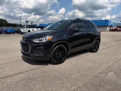 Another view of 2022 Chevrolet Trax LT for sale in Grayson, KY at Pure Country Automotive