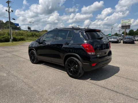 More photos of 2022 Chevrolet Trax LT at Pure Country Automotive, KY
