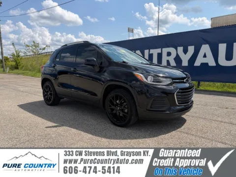Black 2022 Chevrolet Trax LT for sale in Grayson, KY
