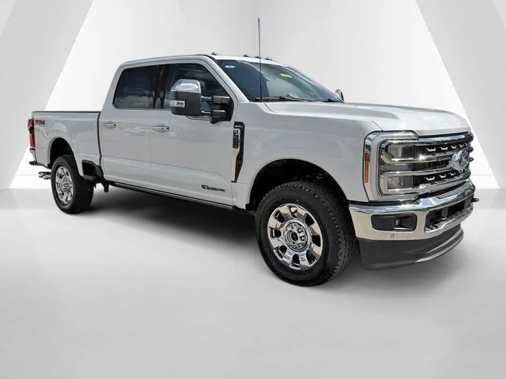 2026 Ford F-350SD Lariat