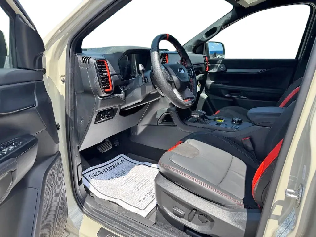 2026 Ford Ranger Raptor - Photo 11