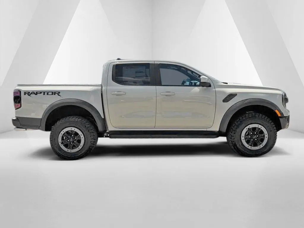 2026 Ford Ranger Raptor - Photo 8
