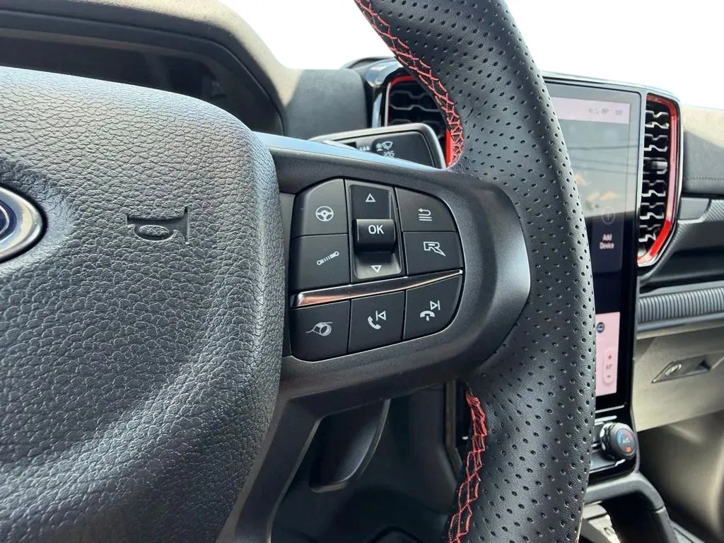2026 Ford Ranger Raptor - Photo 17