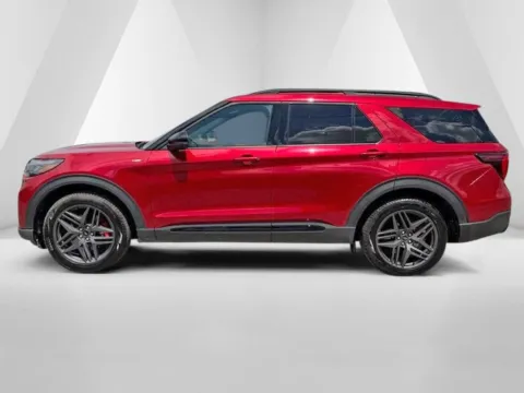 More photos of 2026 Ford Explorer ST-Line at Pure Country Automotive, KY