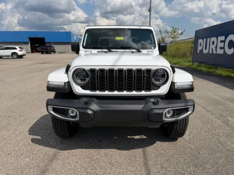 Photos of 2026 Jeep Gladiator Sport S for sale in Grayson, KY at Pure Country Automotive